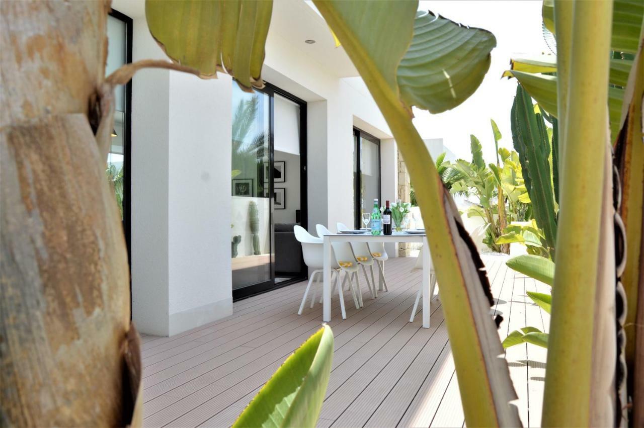 Villa With Private Pool Llobregales Extérieur photo